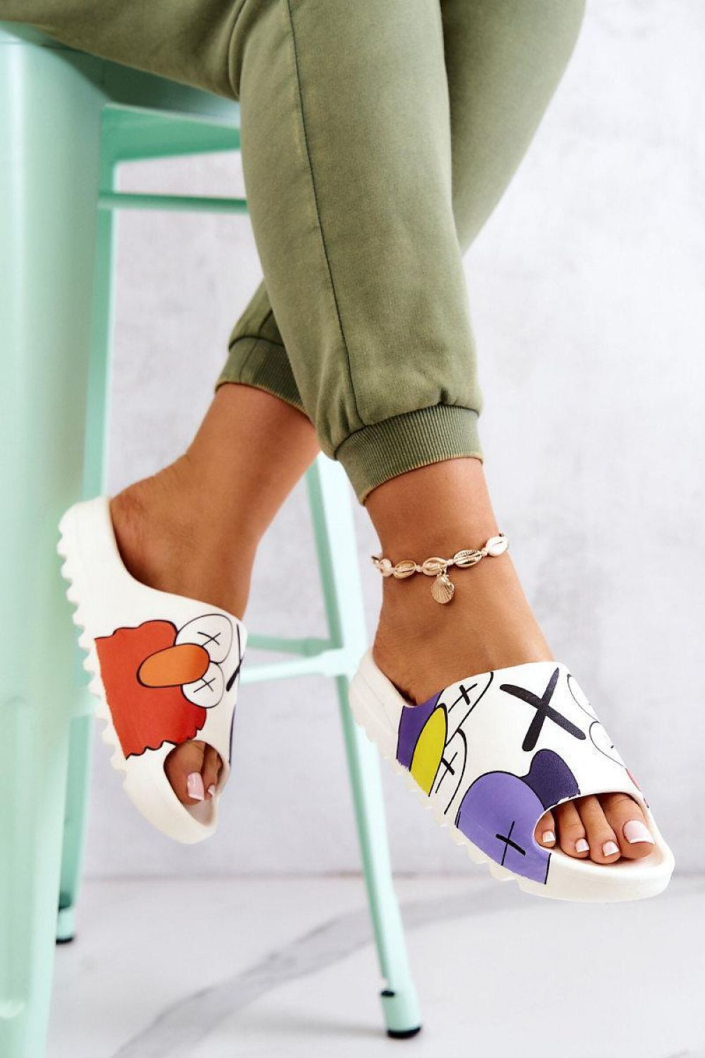Flip-flops model 198170